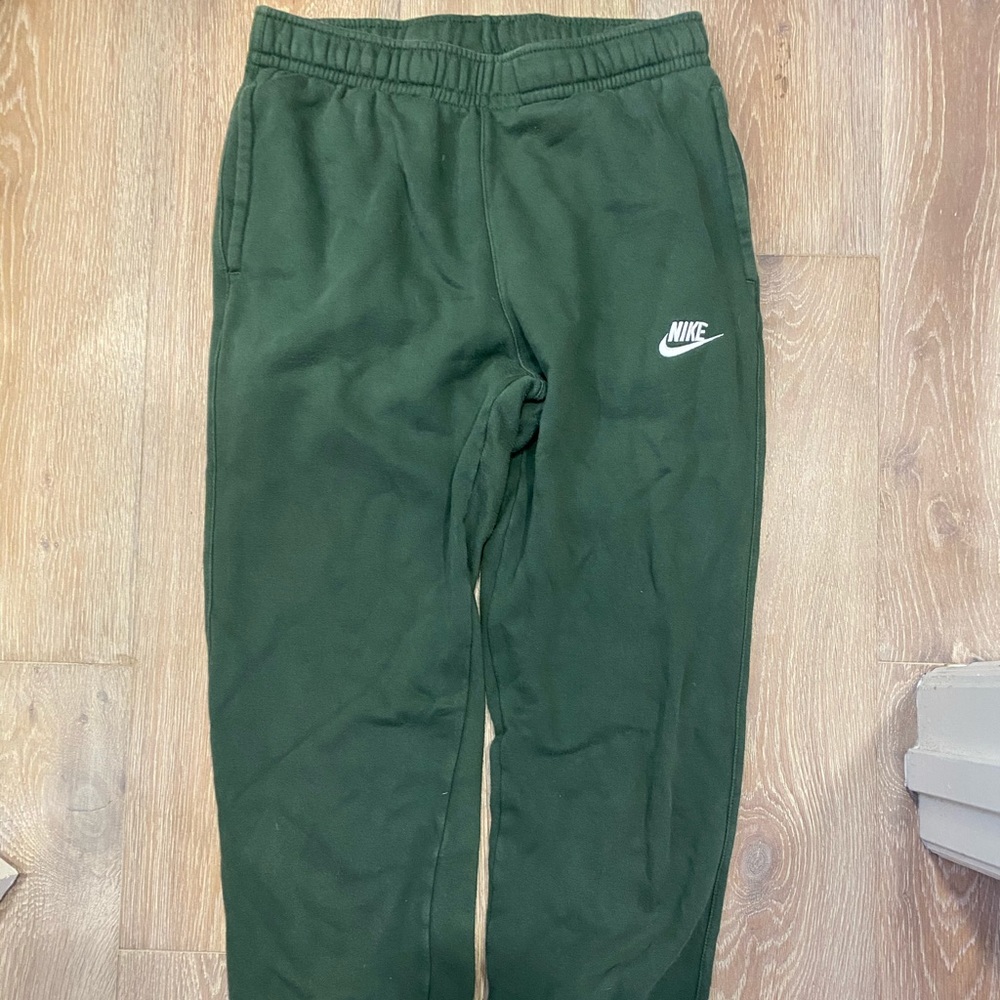 nike sweats